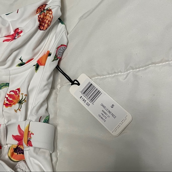 WeWoreWhat Danielle Fruit OnePiece Small NWT - Picture 4 of 5